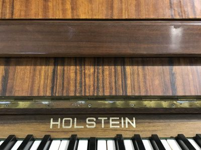 PIANO MARQUE HOLSTEIN 