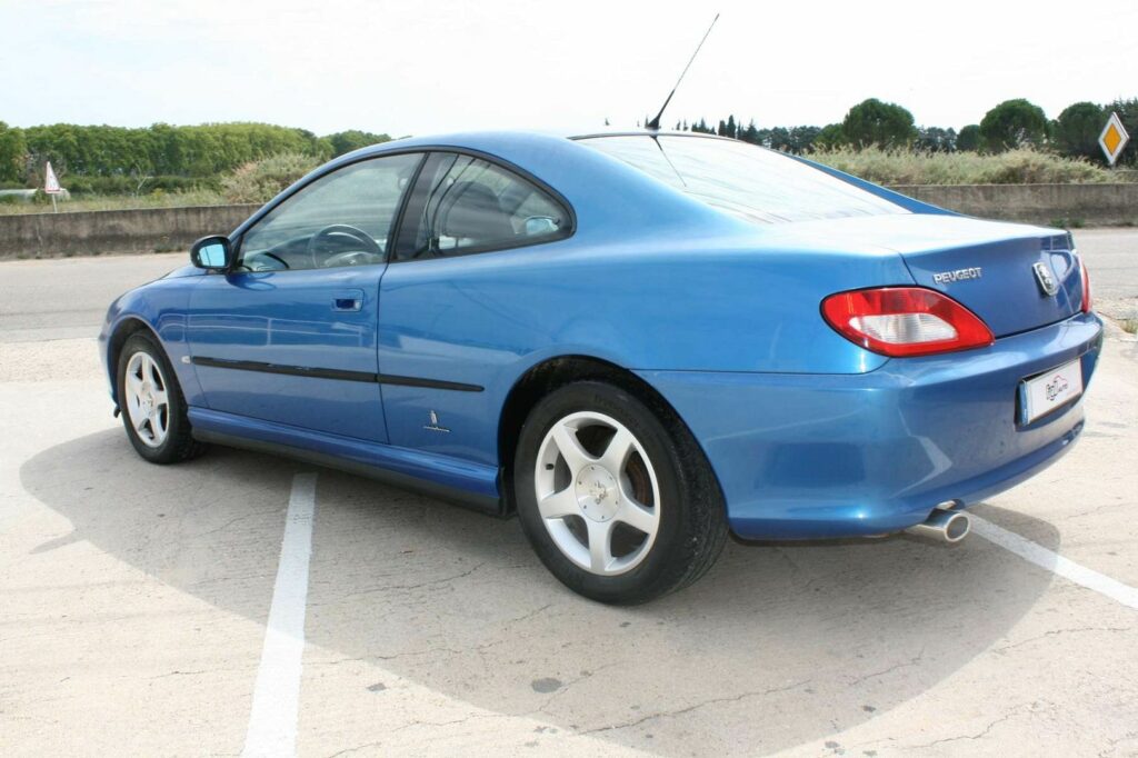 Coupé PEUGEOT 406 COUPE 8 CV