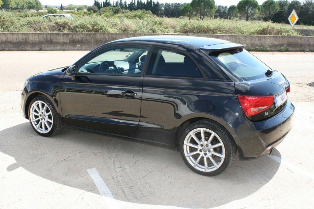 Berline AUDI A1 4 CV