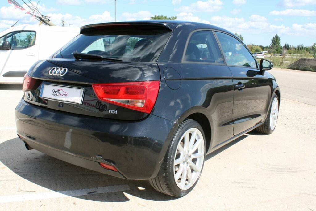 Berline AUDI A1 4 CV