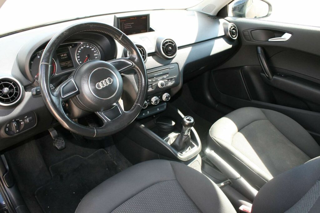 Berline AUDI A1 4 CV