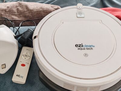 Robot aspirateur laveur