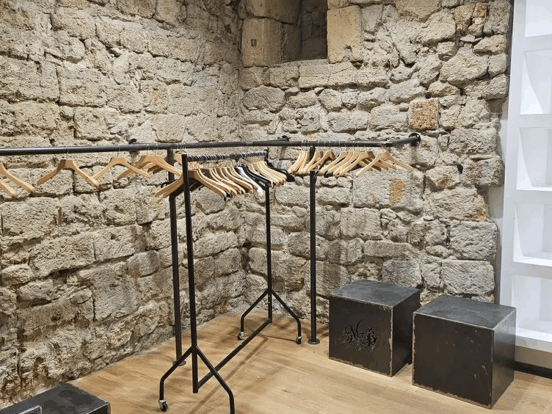 Boutique au cœur de Béziers 180 m²