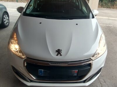 Peugeot 208 année 2016