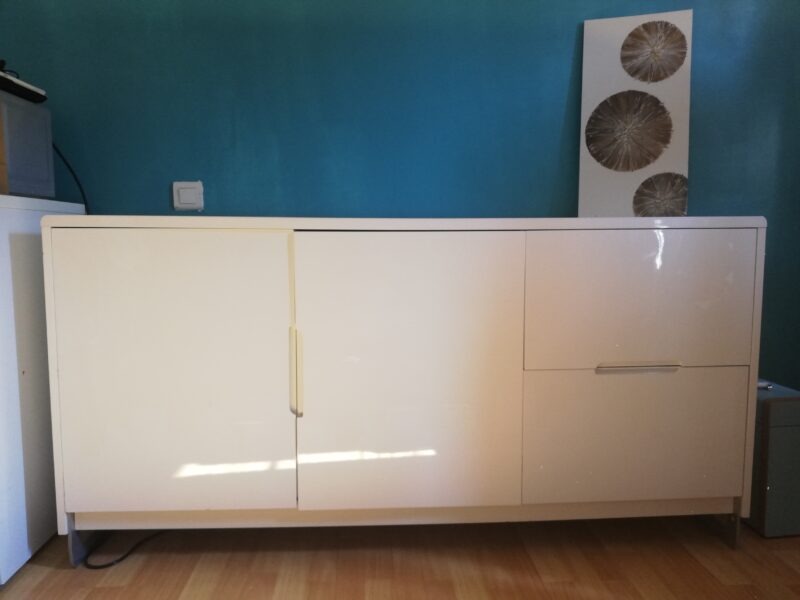 Buffet blanc laqué