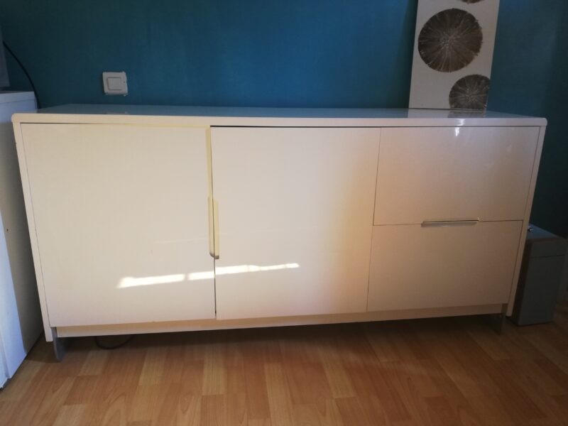 Buffet blanc laqué
