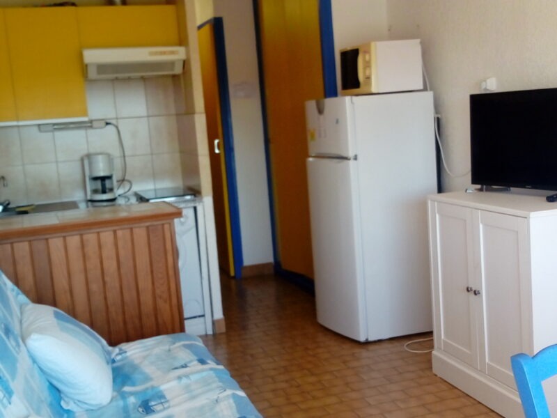 SETE vends studio vue mer
