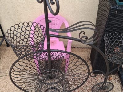 Ensemble de terrasse en fer noir