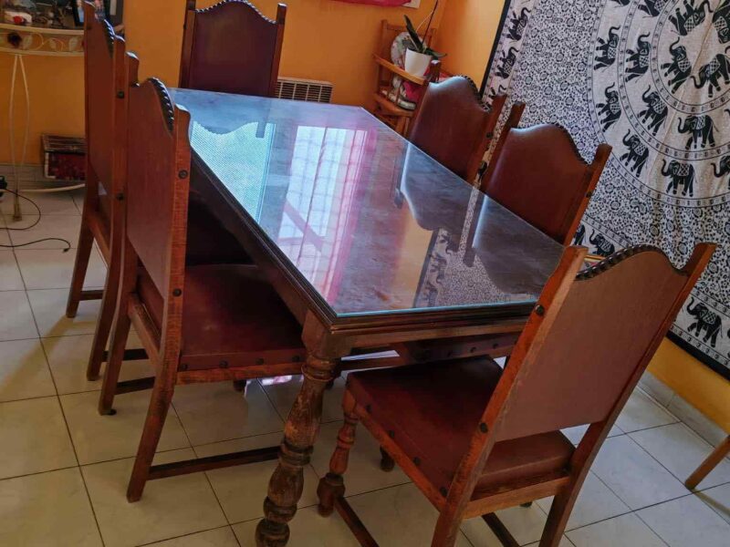 Table en merisier plateau en verre