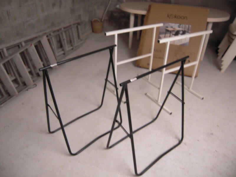 PETITS MEUBLES A PETIT PRIX