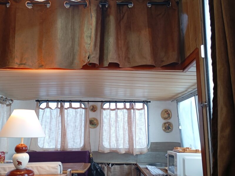 Vends petite péniche excellent état