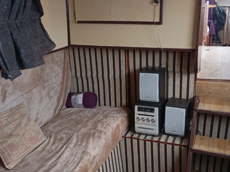 Vends petite péniche excellent état