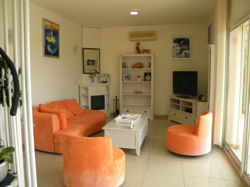 Magnifique villa de 156 m² avec sous-sol de 180 m²