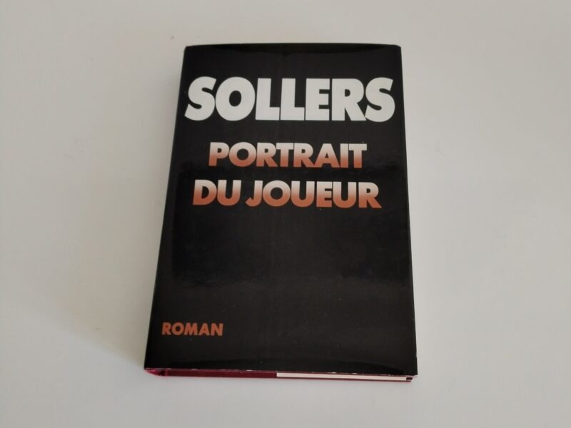 Livres avec un compartiment secret