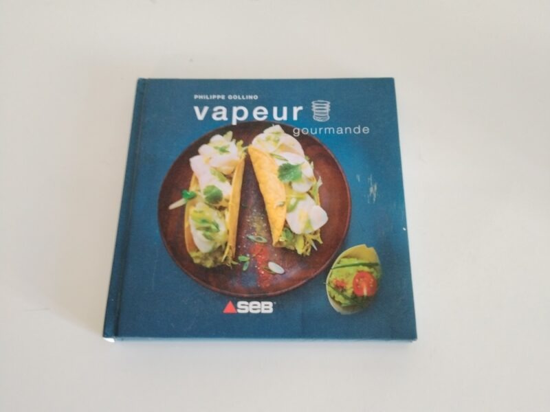 Livres avec un compartiment secret